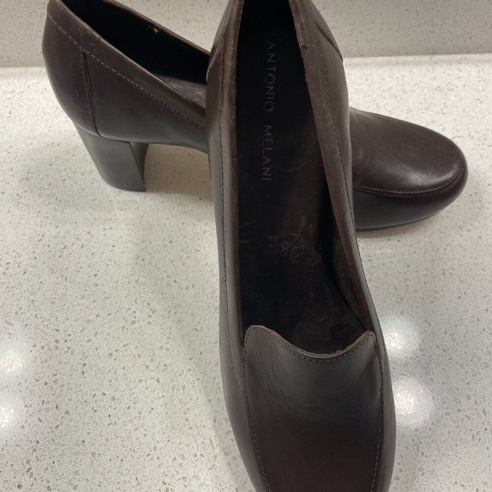 "Antonio Melanie: Women's 2 1/4 Inch Heel Slip-On in Brown Leather, size 7.5"